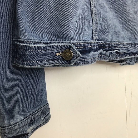 One5One Women's Medium Stonewash Classic Denim Jacket size Medium NWT - Picture 3 of 10